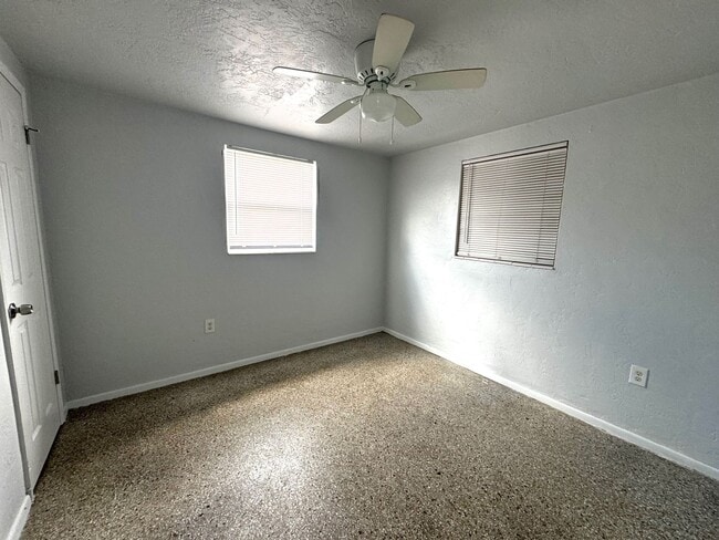 321 9th St Dr W Unit 319 B