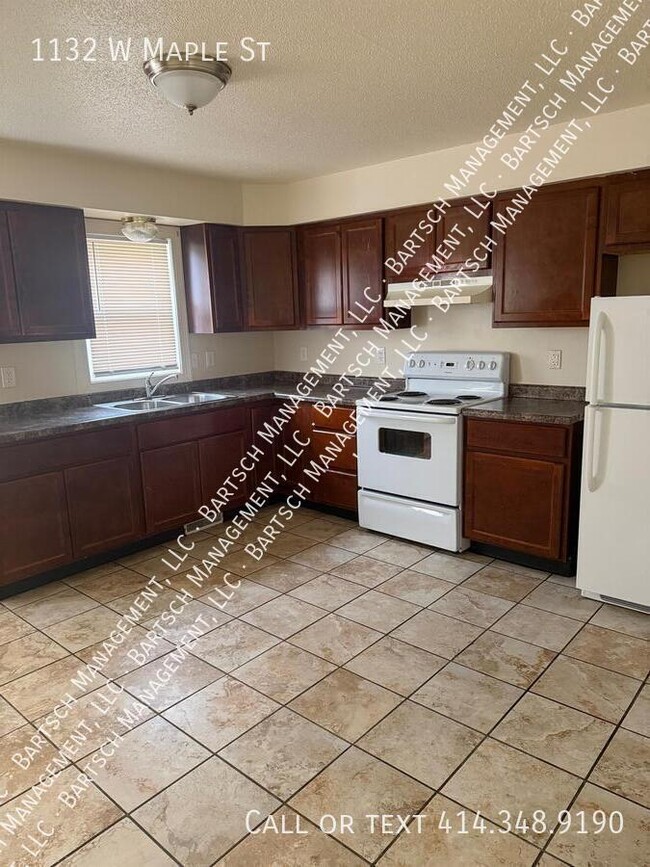 Photo - 1132 W Maple St