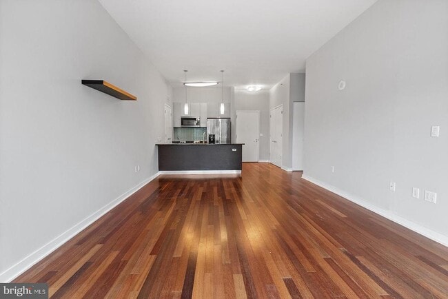 Photo - 2101 Market St Unidad 305