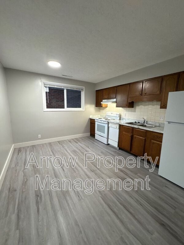 Photo - 1725 N Iowa Ave