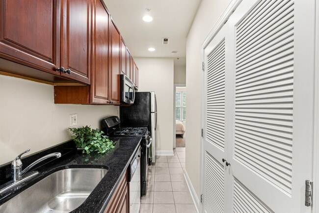 Photo - 1802 N 16th St Unit C