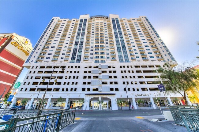 Building Photo - 150 S Las Vegas Blvd Unit 802 Rental