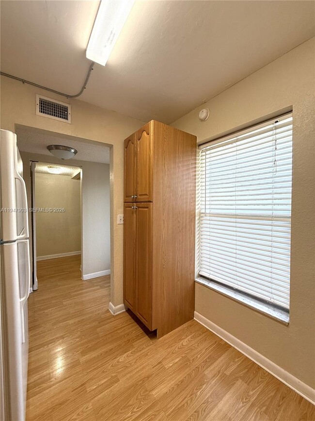 Photo - 6001 NW 61st Ave Unit 206