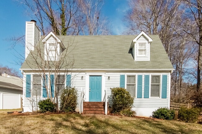 Building Photo - 767 Crooked Run Rd