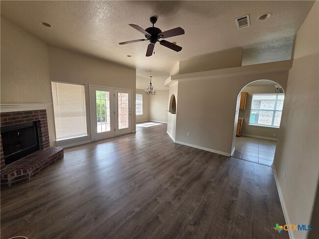 Photo - 322 Cedar Ridge Dr