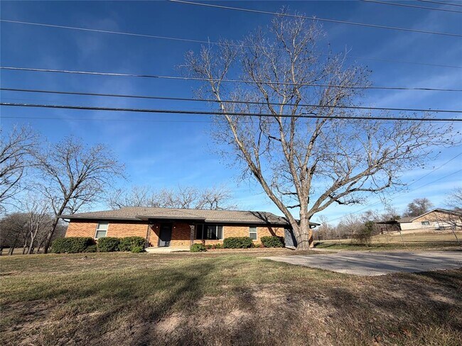 Photo - 9712 Springdale Rd