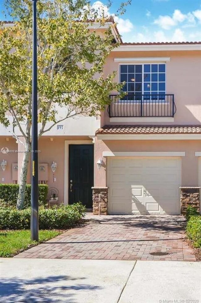 Photo - 197 Las Brisas Cir
