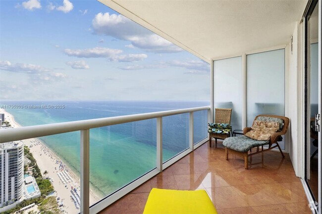 Building Photo - 1830 S Ocean Dr Unit 4712 Rental