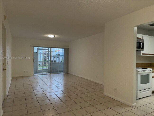 Photo - 10441 Mahogany Key Cir Unit 106