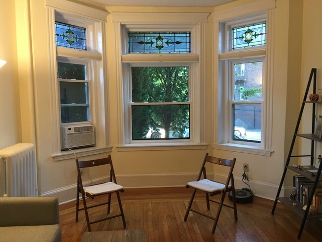 Photo - 137 Peterborough St Unit 2