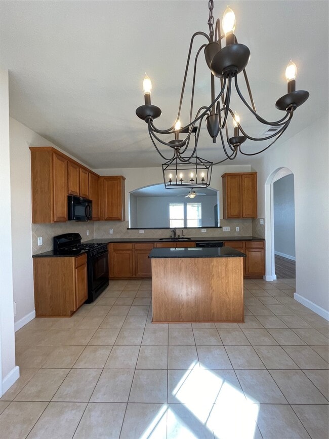Photo - 2313 Cantabria Ln