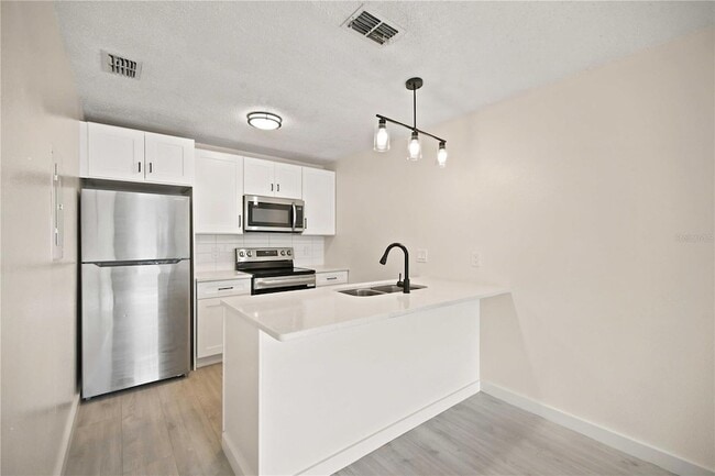 Photo - 5395 SE 30th Pl Unit A