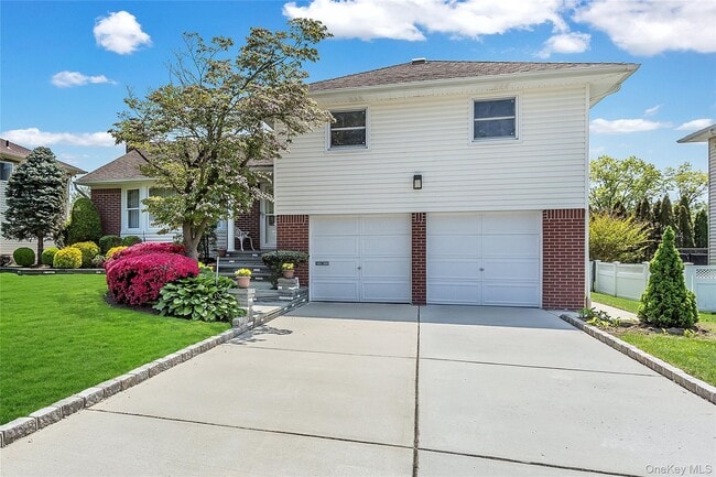 Photo - 76 Robby Ln
