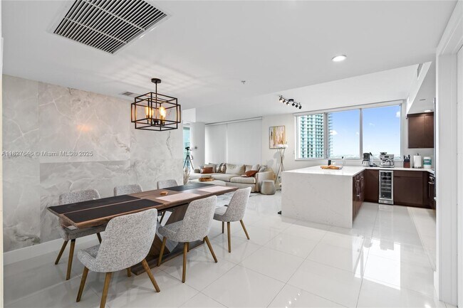 Photo - 92 SW 3rd St Condo Unit 3205