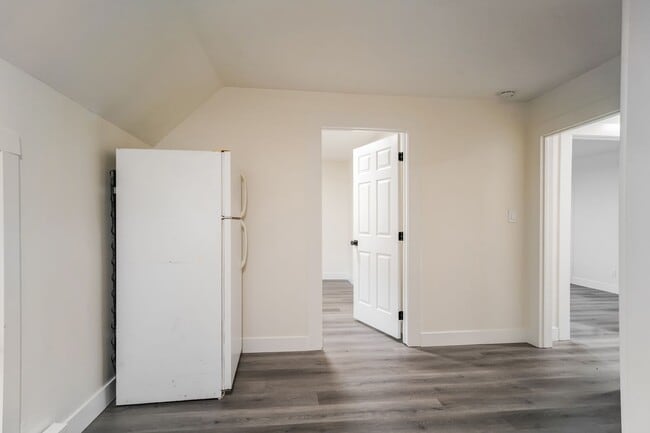 Photo - 135NE Unit A