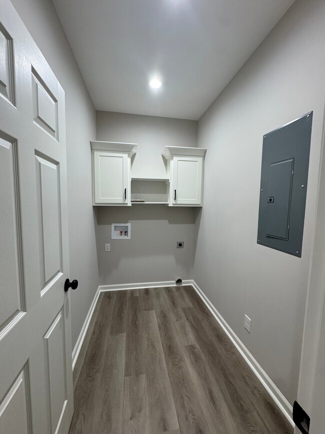Photo - 456 Huffman Dr