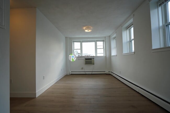 Photo - 740 E 7th St Unit 20