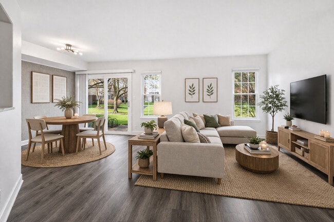 Photo - 1941 Quaker Hollow Ln