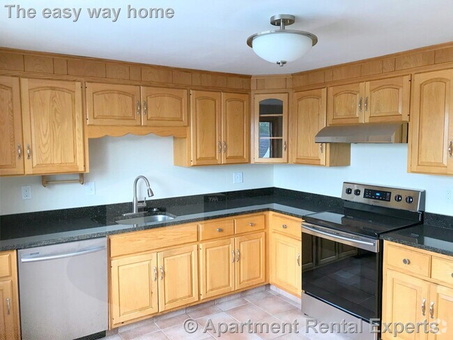 Building Photo - 34 Preston Rd Rental