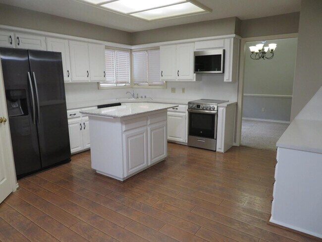 Photo - 5106 1st Pl