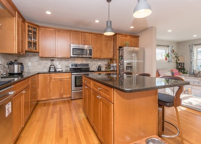 Photo - 199 Broadway Unit 2