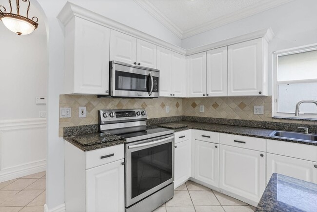 Photo - 7607 Colony Lake Dr