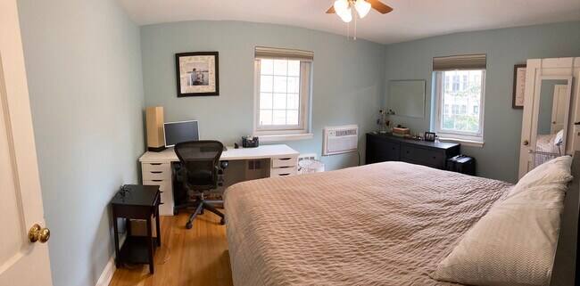 Photo - 32 Saint Paul St Unit 4