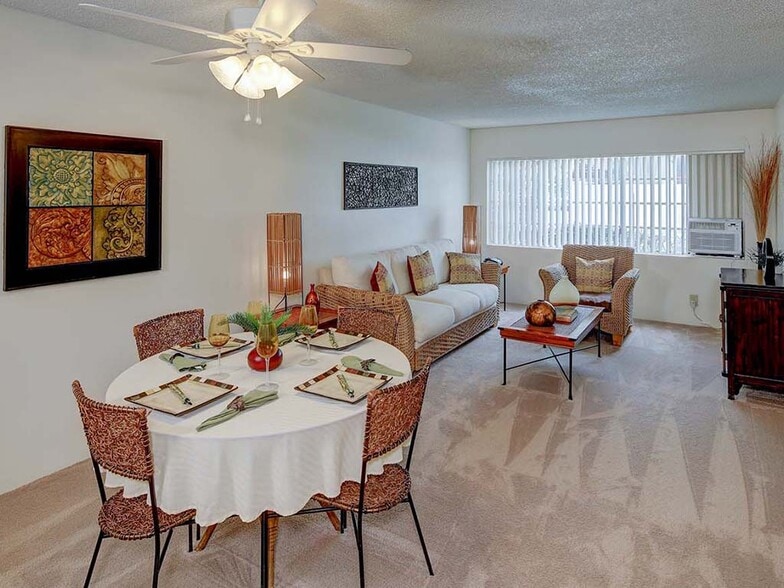 Living / dining room