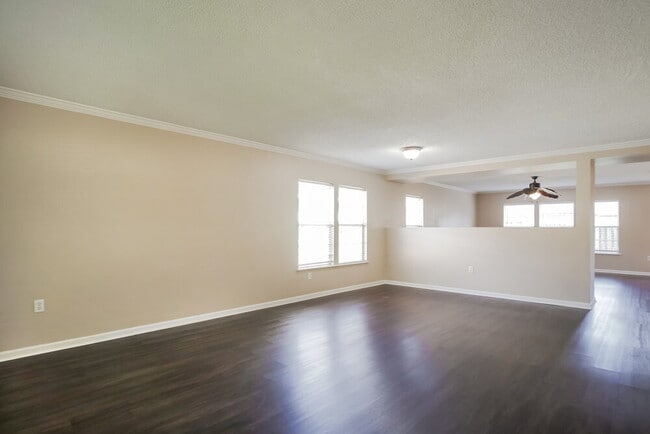Photo - 1417 Heather Ct