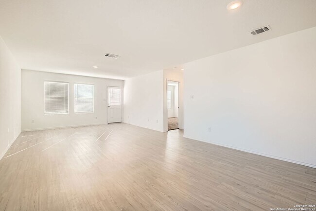 Photo - 5196 Fowler Crst