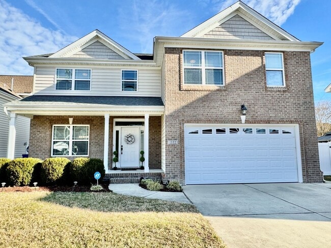 Building Photo - 4-Bedroom Home Ready 07-10-26!! Gourmet Kitchen - Fenced Backyard - Pet Friendly!