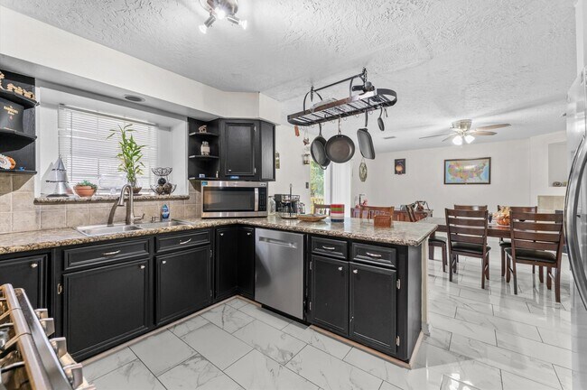 Photo - 228 April Waters Dr W