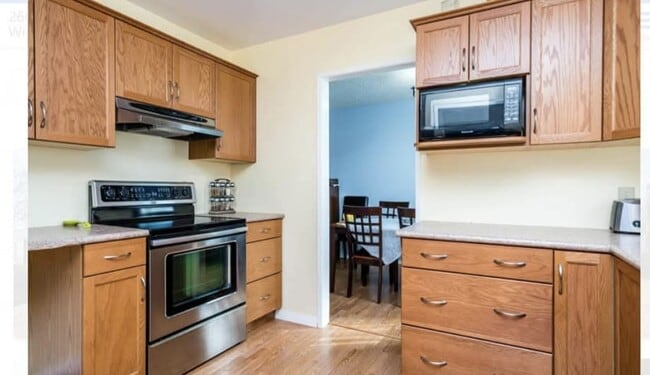 Photo - 266 Greenwood Ave