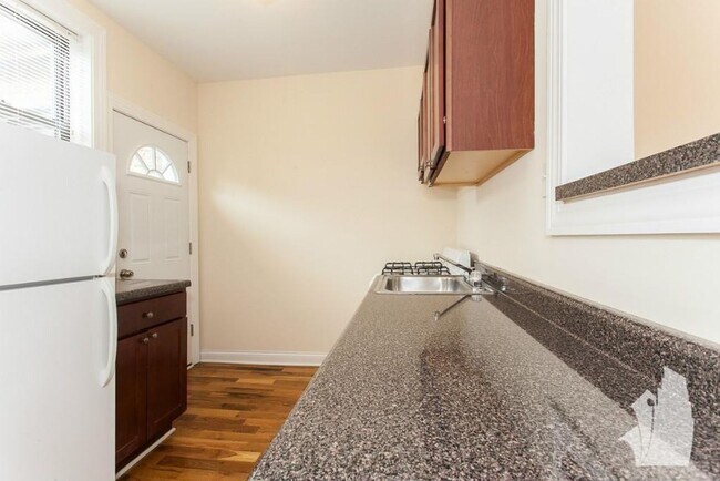 1420 W Byron St Unit 3900-2
