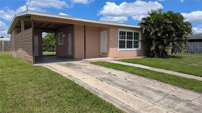 Photo - 21298 Percy Ave