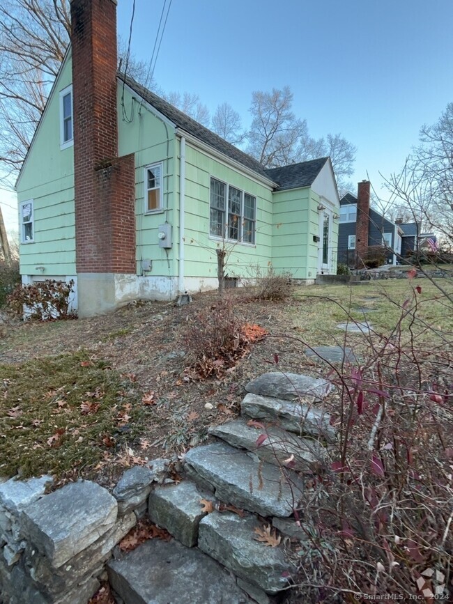 Building Photo - 361 Mansfield Ave Rental