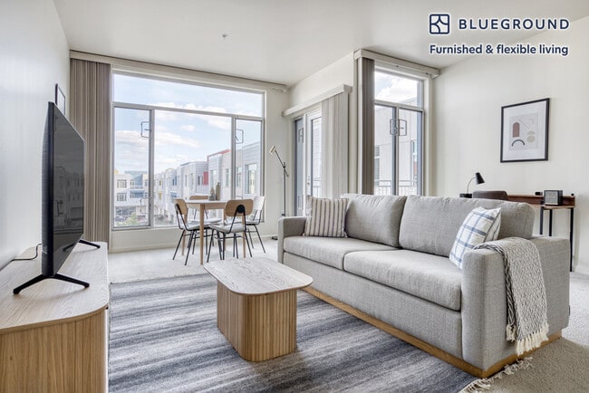 Building Photo - 2865 Park Blvd Rental