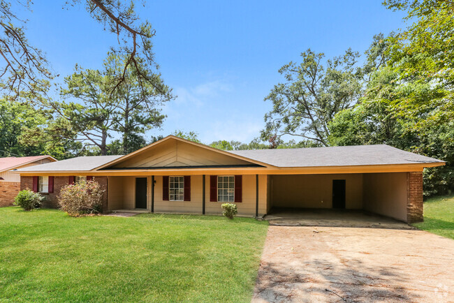 Building Photo - 1800 Beverly Dr Rental