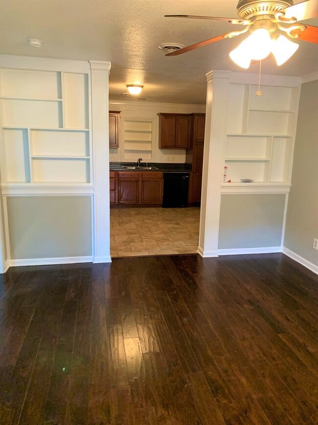 Photo - 3 Bdrm/2 Bath home    ?   Gray, TN