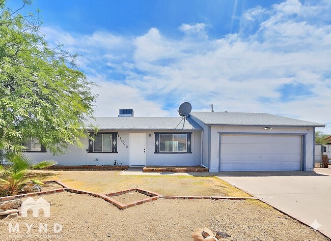 Building Photo - 11325 E Elton Ave Rental