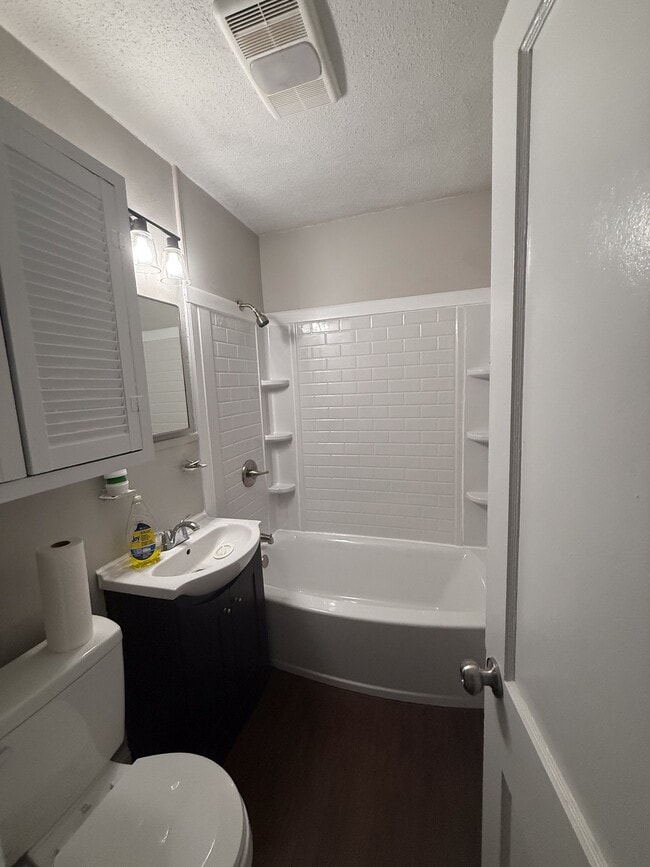 1907 W 28th Ave