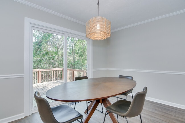 Photo - 4227 Waylon Dr