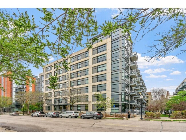 Building Photo - 720 N 4th St Unit 208 Rental