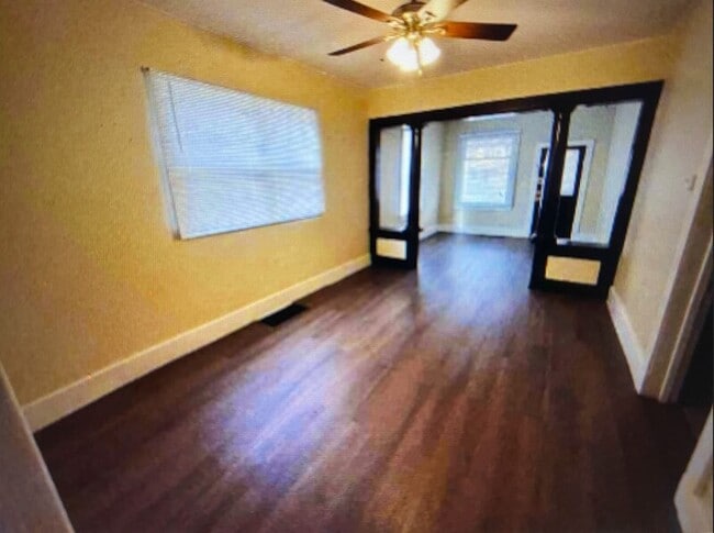 Photo - 1425 Sumner St