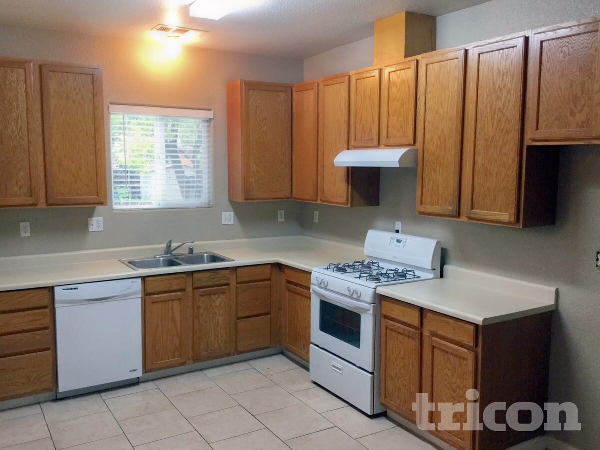 Photo - 109 Rosemont Ave