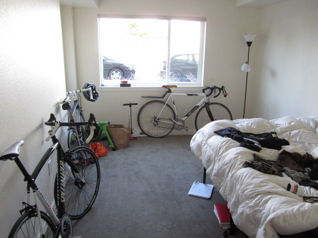 Photo - PRE-LEASE! One Bedroom Loft In Landmark Lofts. Walk To Campus.  Underground Parking & Storage Loc...