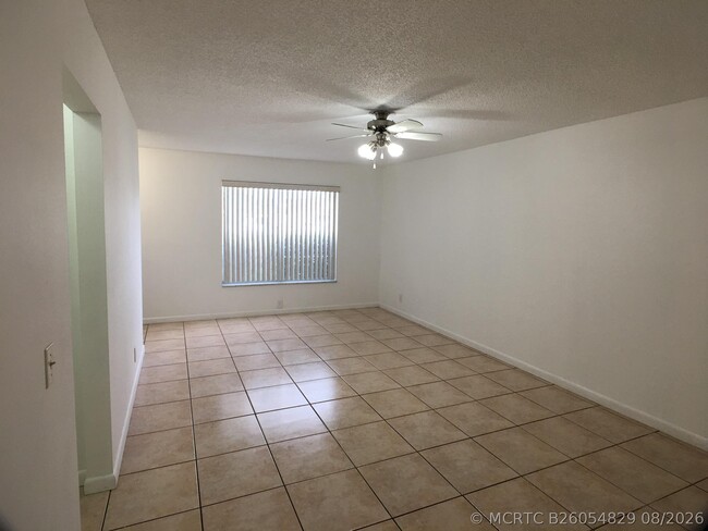 5852 Albert Rd