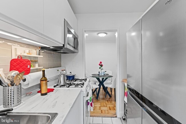 Photo - 3901 Tunlaw Rd NW Unit 506