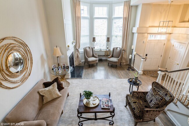 Photo - 2016 Valor Ct Unit 1