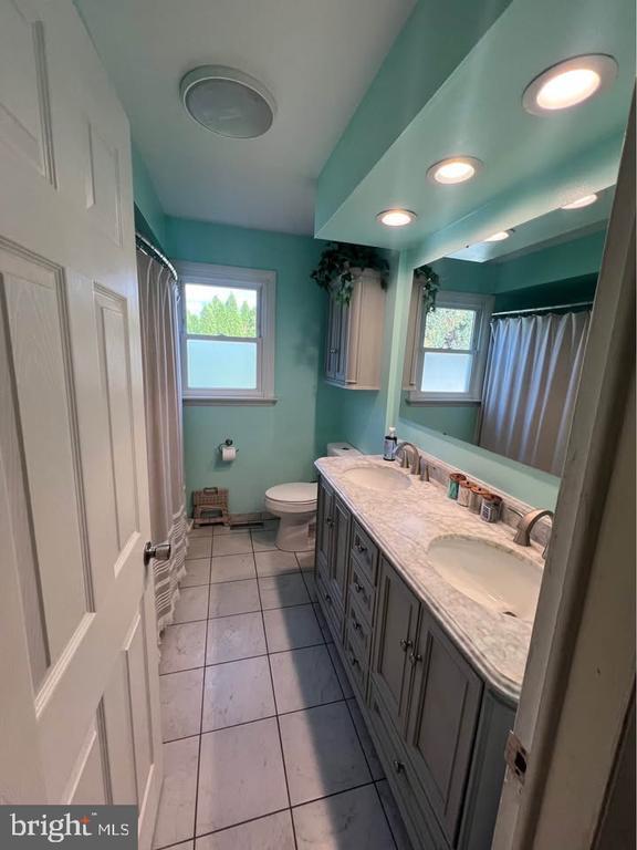 Photo - 214 Erford Rd